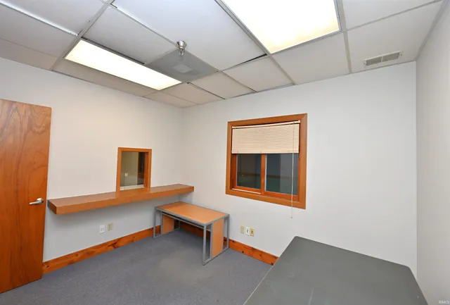 $250,000 | 123 North Market Street, Winamac, IN 46996