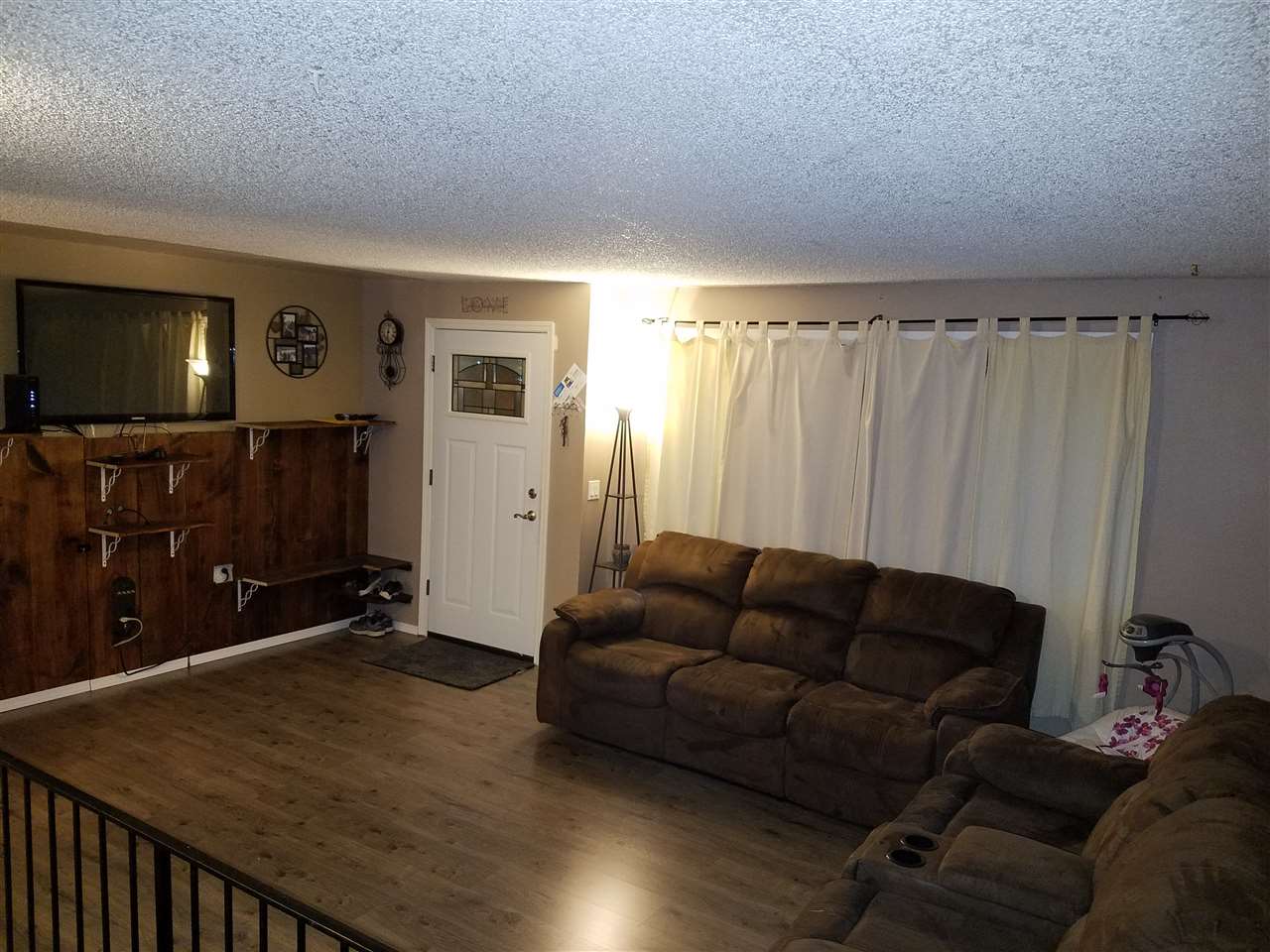 423 North Bessie Road Spokane Valley, WA 99212 - Photo 3 of 18 Gallery Image 3