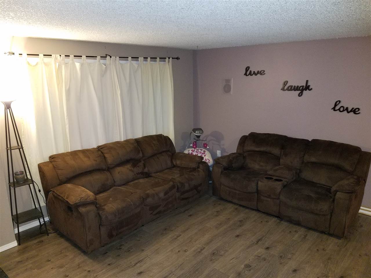 423 North Bessie Road Spokane Valley, WA 99212 - Photo 5 of 18 Gallery Image 5