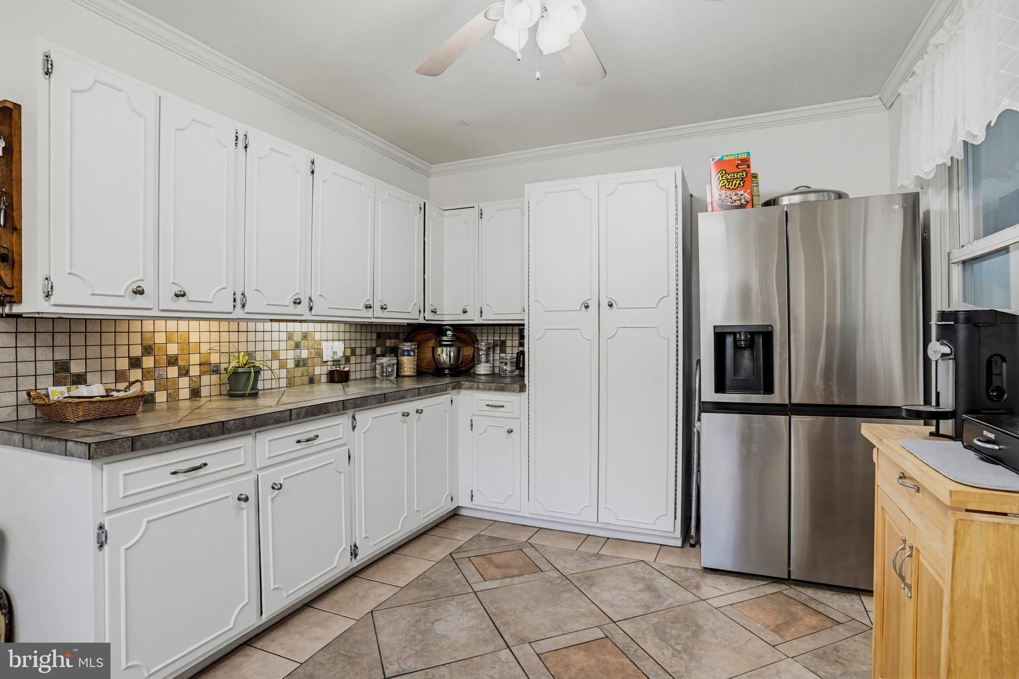 5123 Chalk Point Road West River, MD 20778 - Photo 12 of 42 Kitchen