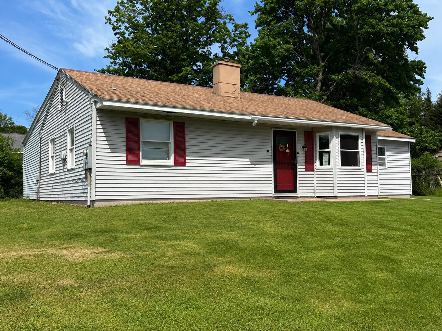 3 Lark Lane Springfield, VT 05156 - Photo 2 of 14