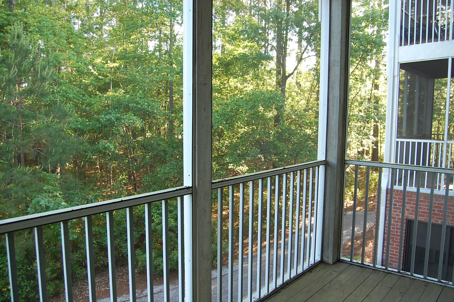 2012 Basildon Road Mount Pleasant, SC 29466 - Photo 12 of 16 screen porch b