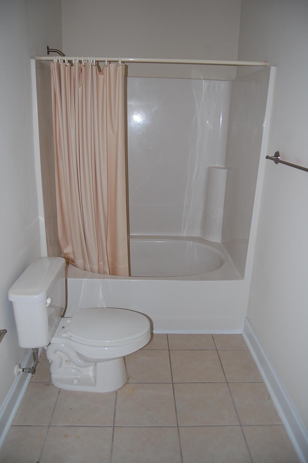2012 Basildon Road Mount Pleasant, SC 29466 - Photo 9 of 16 bathroom