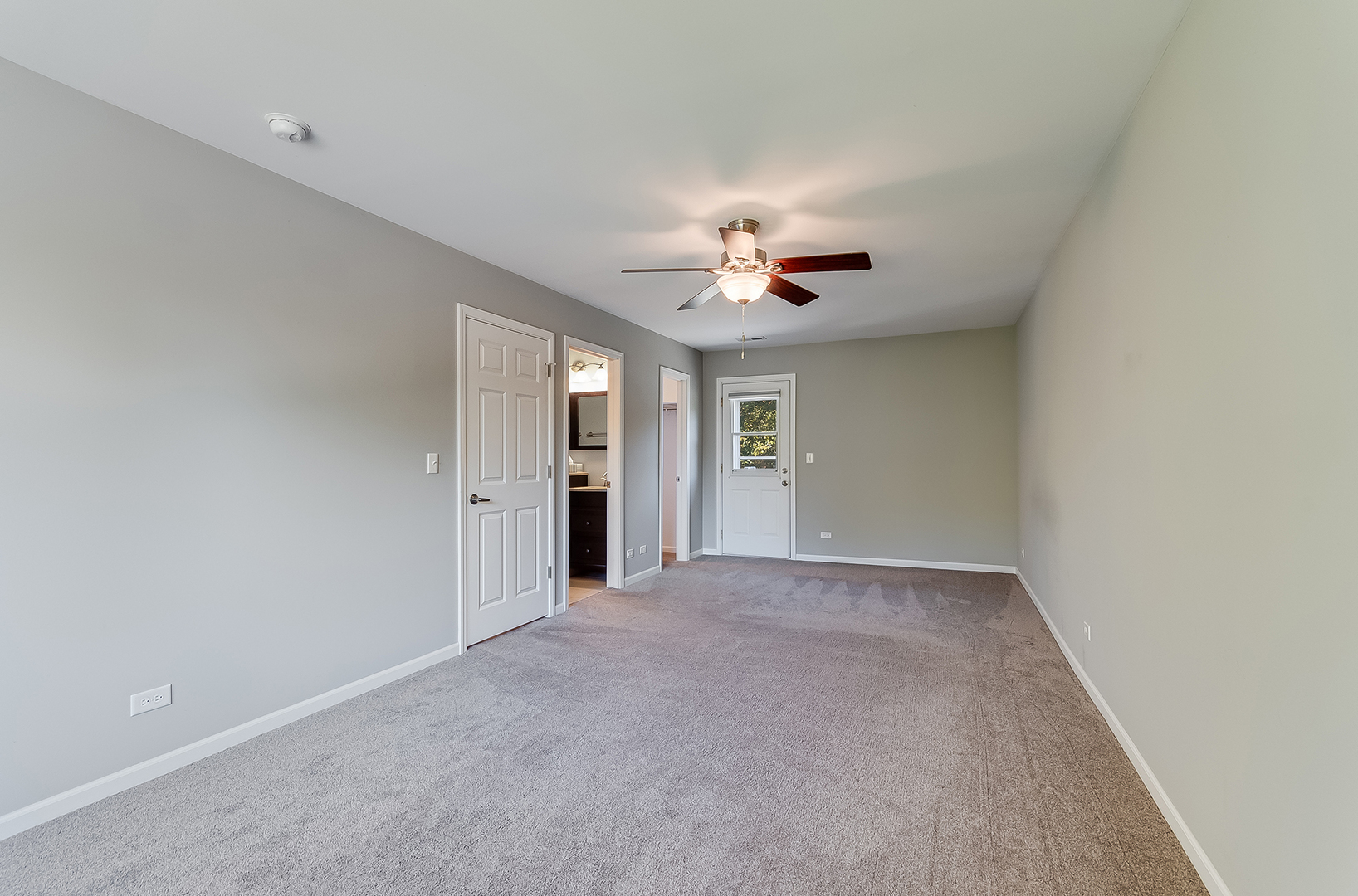 22503 South Deal Avenue Channahon, IL 60410 - Photo 18 of 33 a view of an empty room with a bathroom
