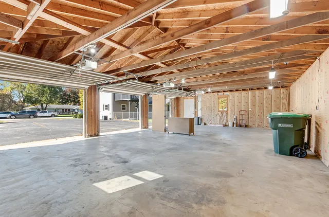a view of a garage