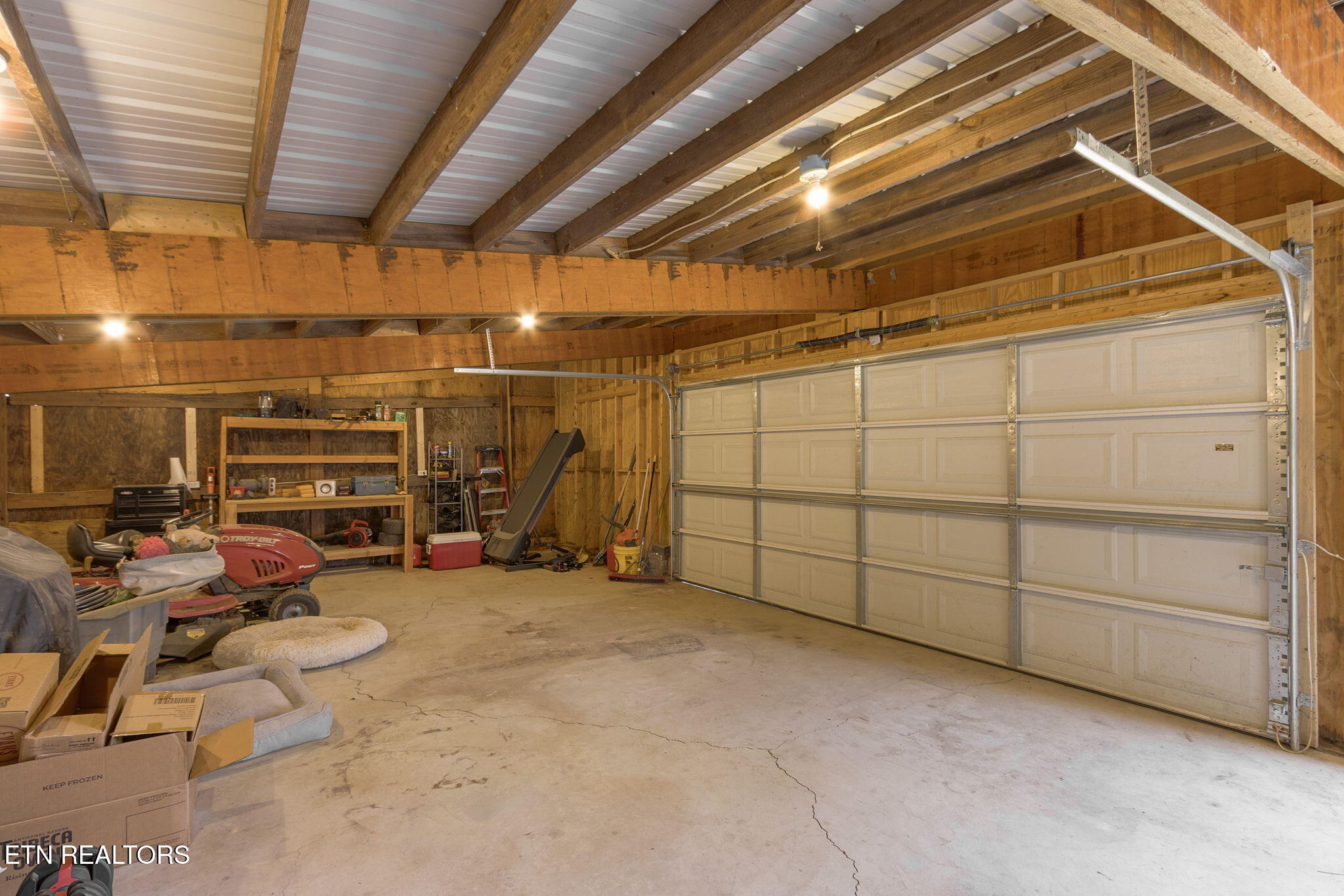213 Norman Road Powell, TN 37849 - Photo 11 of 35 27-web-or-mls-027--FULL
