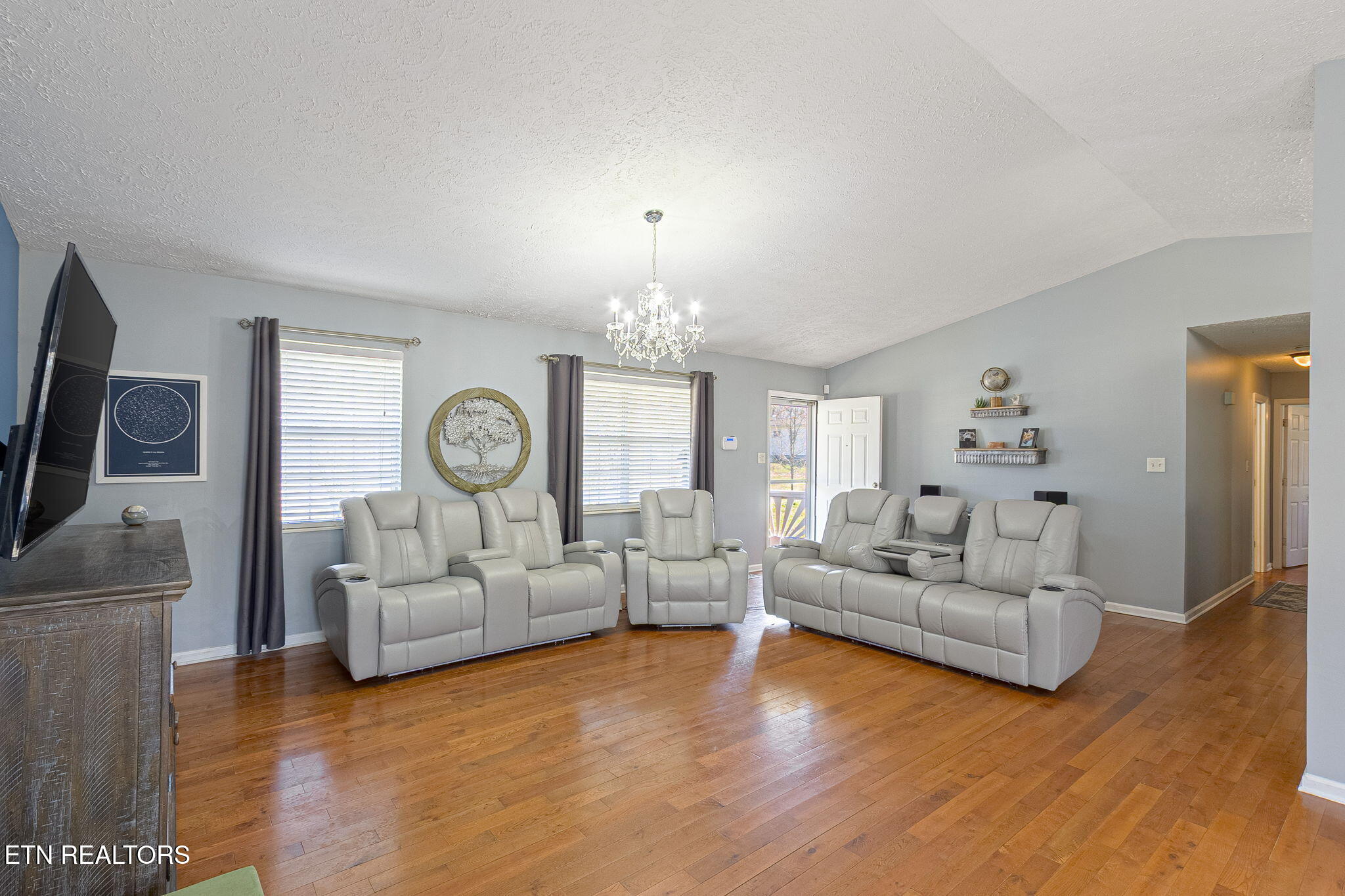 213 Norman Road Powell, TN 37849 - Photo 20 of 35 7-web-or-mls-007--FULL