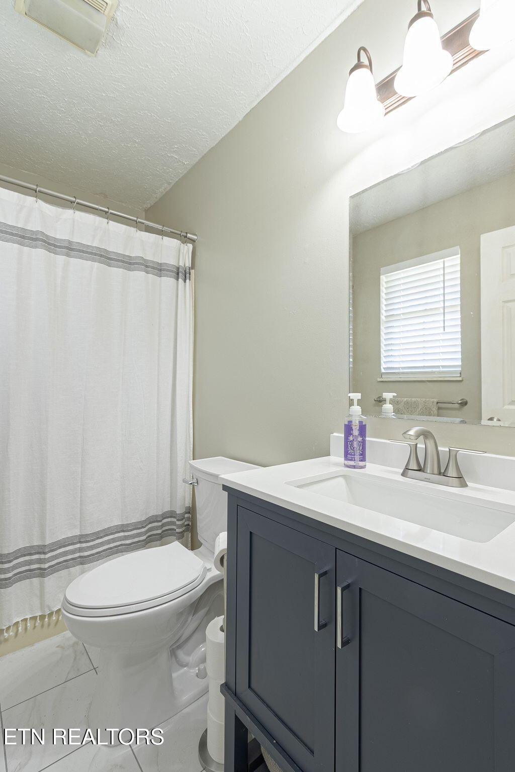 213 Norman Road Powell, TN 37849 - Photo 26 of 35 22-web-or-mls-020--FULL