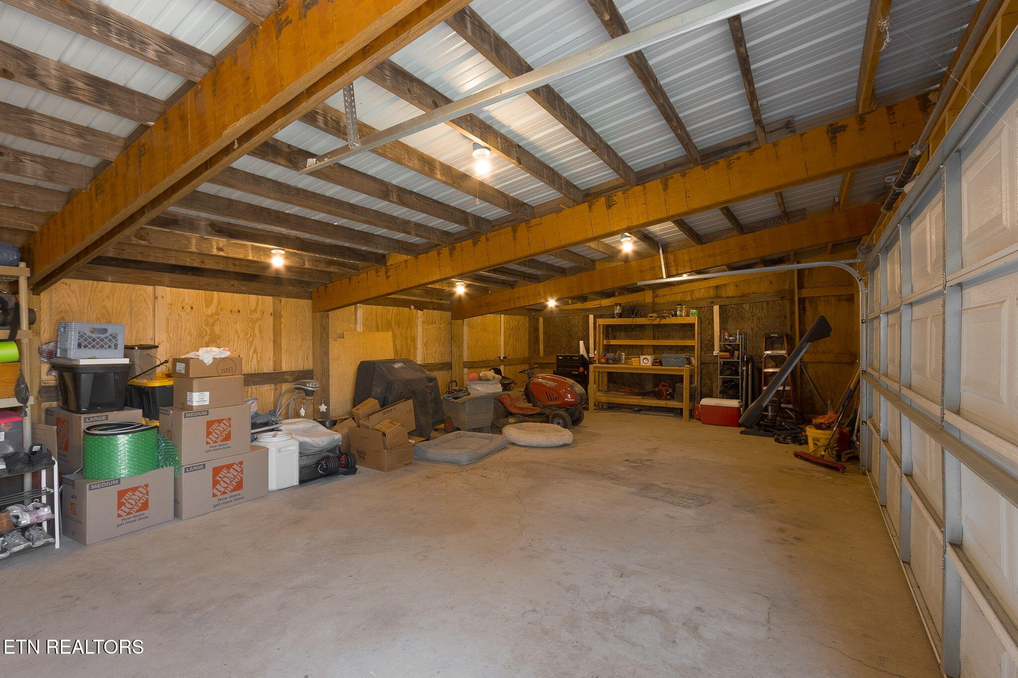 213 Norman Road Powell, TN 37849 - Photo 28 of 35 26-web-or-mls-026--FULL