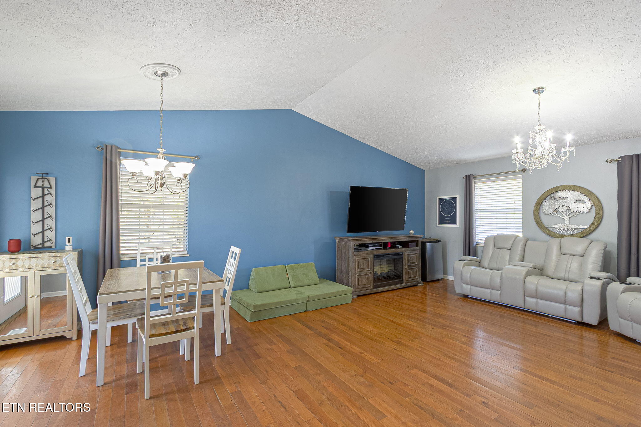 213 Norman Road Powell, TN 37849 - Photo 5 of 35 6-web-or-mls-006--FULL
