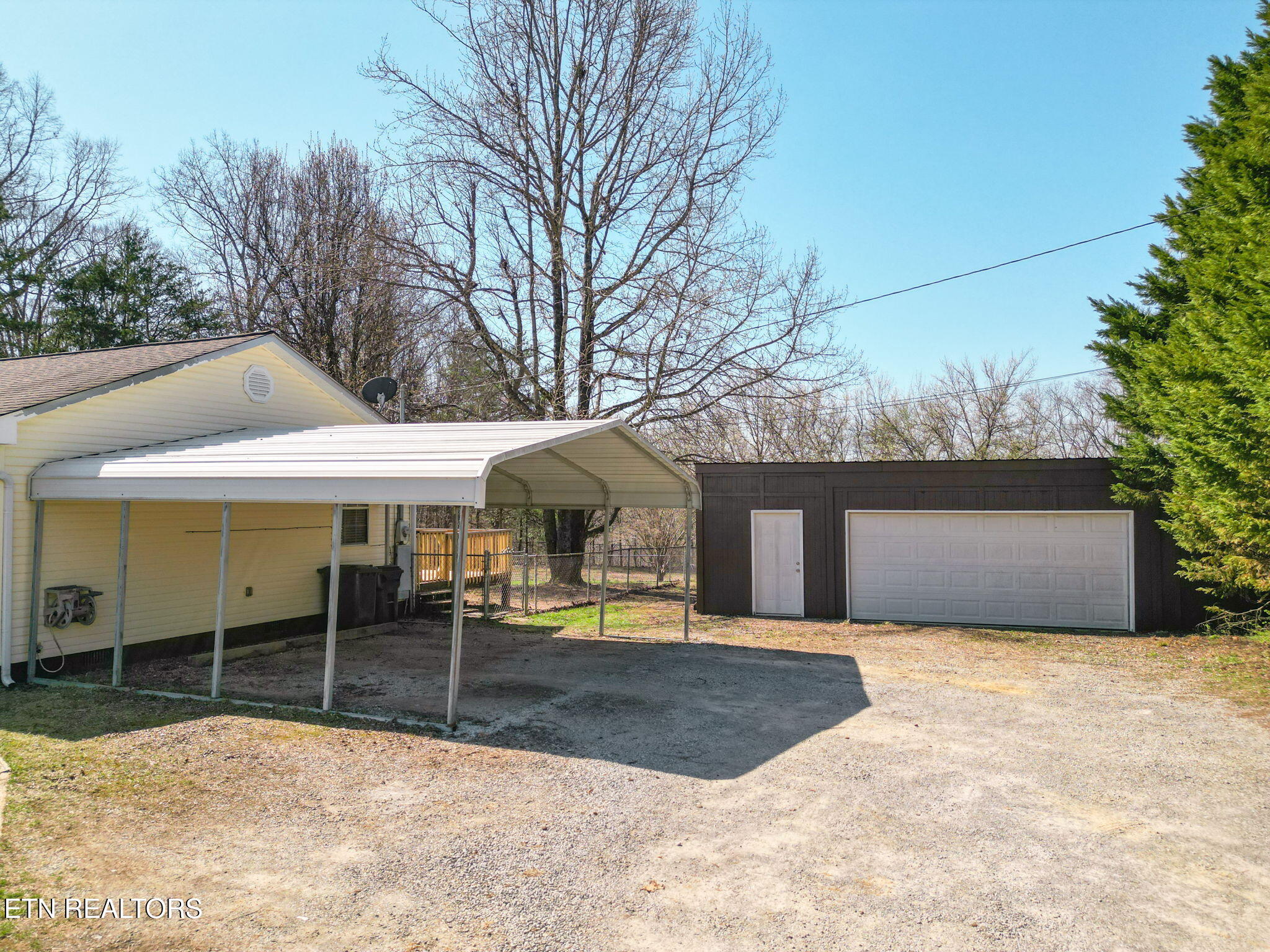 213 Norman Road Powell, TN 37849 - Photo 9 of 35 25-web-or-mls-025--FULL