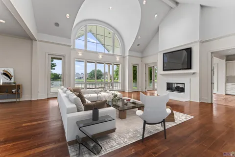 $800,000 | 231 Grand Lakes Drive, Baton Rouge, LA 70810