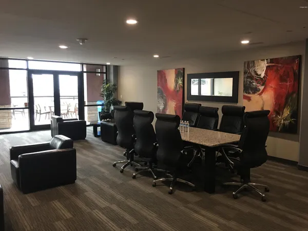 $1,895 | 310 South 4th Street, Unit 702, Phoenix, AZ 85004