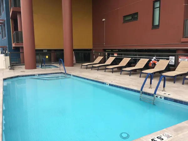 $1,895 | 310 South 4th Street, Unit 702, Phoenix, AZ 85004