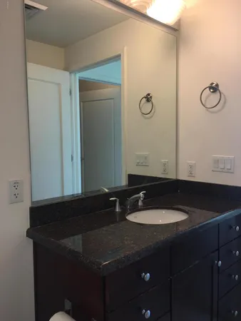 $1,895 | 310 South 4th Street, Unit 702, Phoenix, AZ 85004