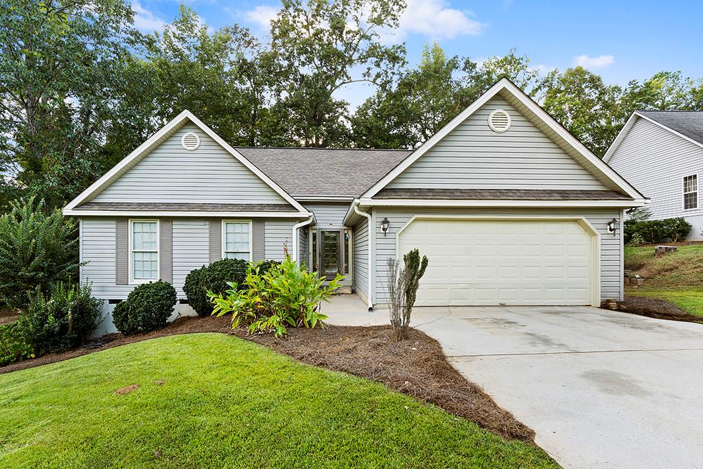101 Oak Ridge Drive Greenwood, SC 29649 - Photo 1 of 17 Gallery Image 1
