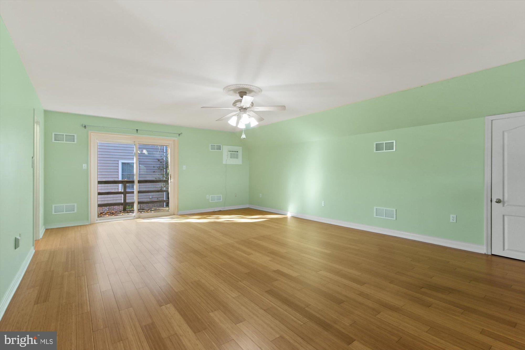 2845 Pilgrim Road York, PA 17406 - Photo 15 of 27 Gallery Image 15