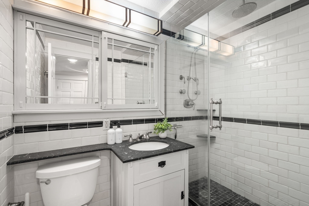 151 Tremont Street, Unit 8S Boston, MA 02111 - Photo 13 of 18