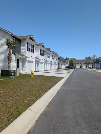 $2,100 | 636 Golden Resin Road, Conway, SC 29526