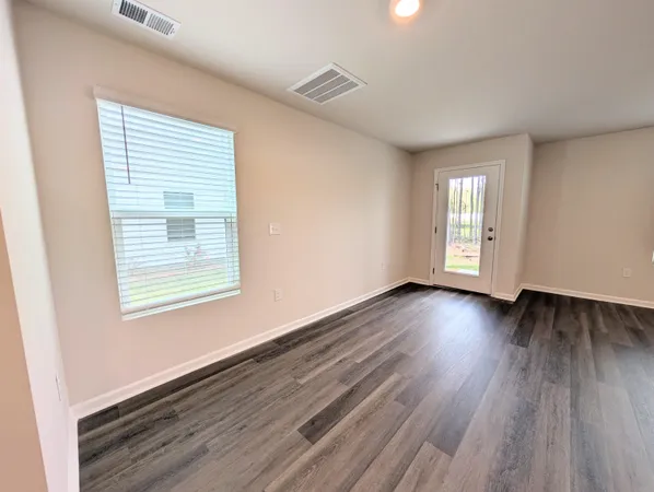 $2,100 | 636 Golden Resin Road, Conway, SC 29526