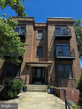 $3,200 | 1101 Fairmont Street Northwest, Unit 7, Washington, DC 20009