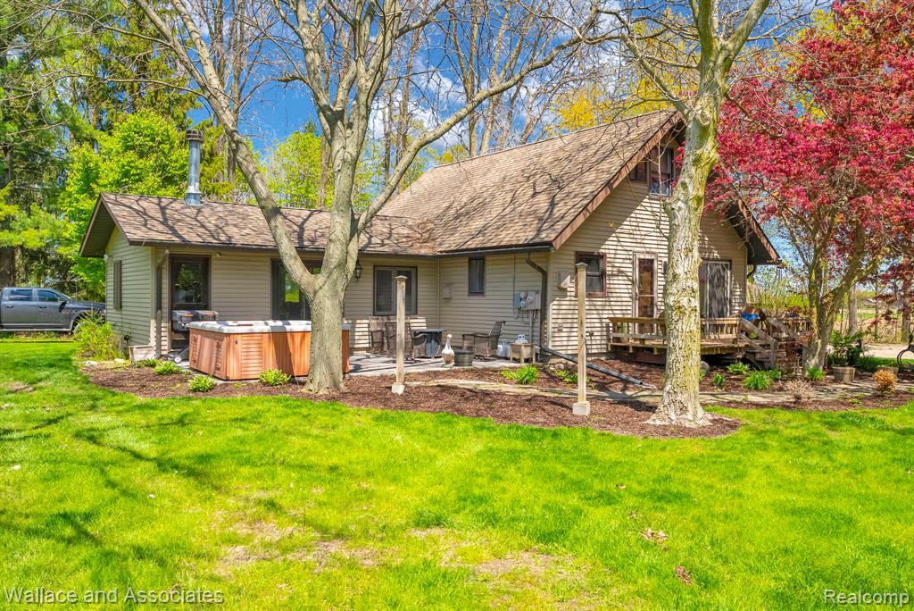 6616 Wellman Line Road Croswell, MI 48422 - Photo 9 of 47