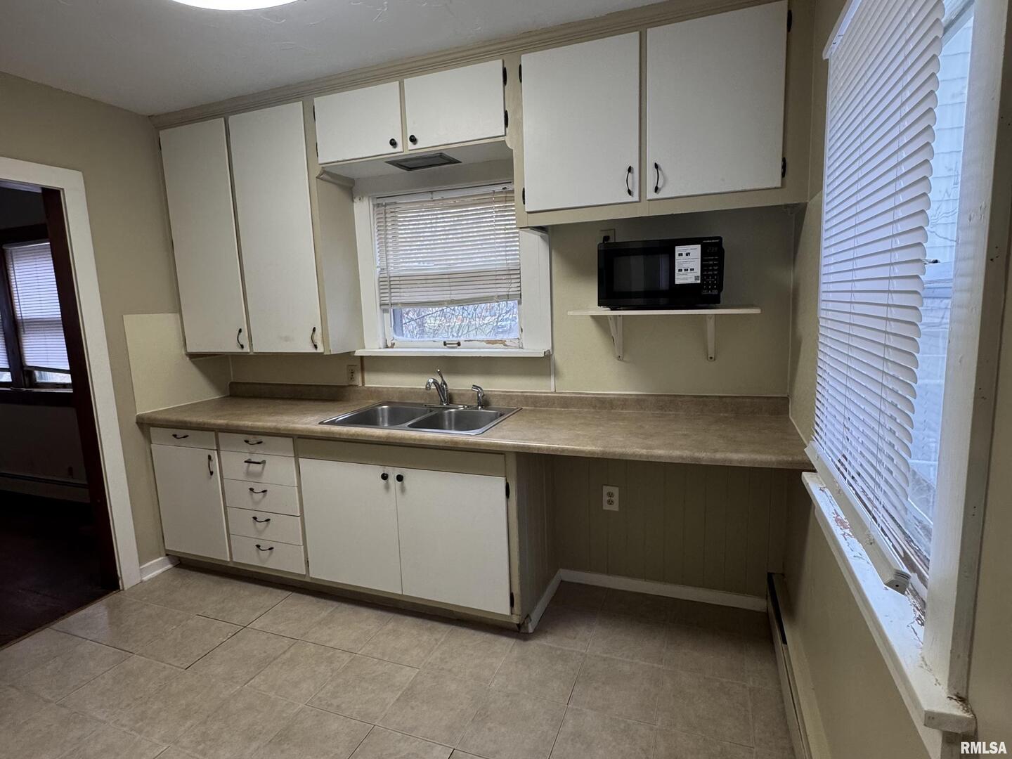 1639 33rd Street Moline, IL 61265 - Photo 7 of 14 Gallery Image 7
