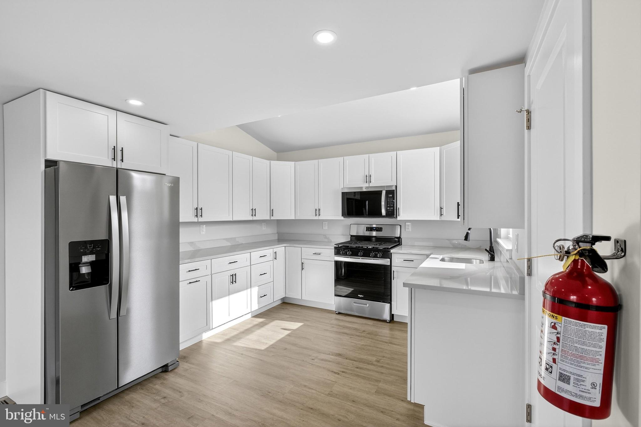 28 New Street Salem, NJ 08079 - Photo 15 of 36 All new appliances