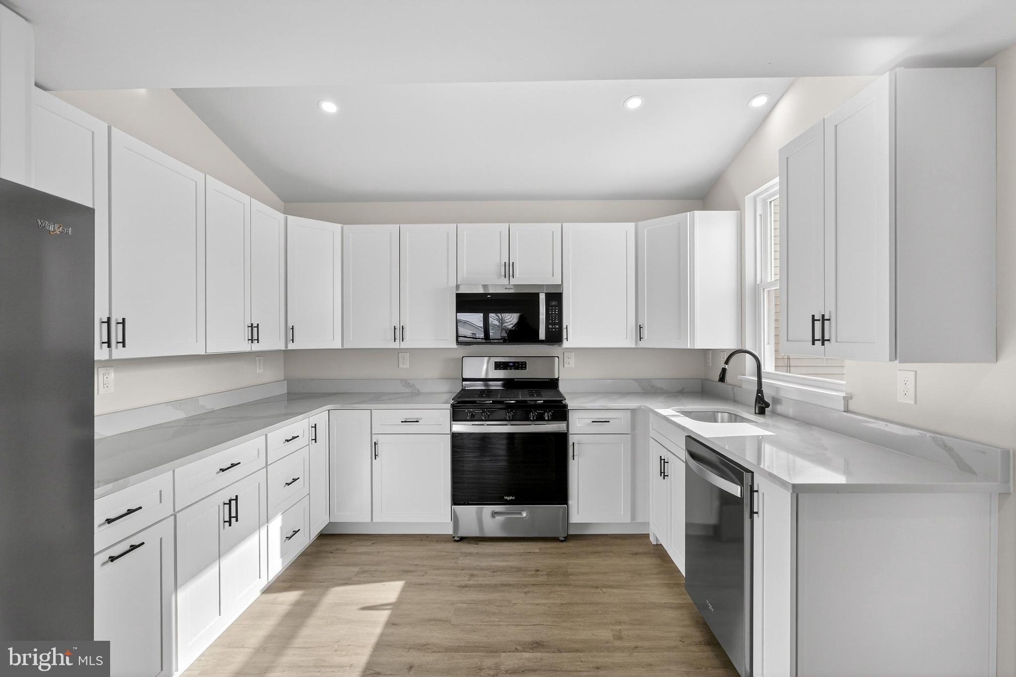 28 New Street Salem, NJ 08079 - Photo 16 of 36