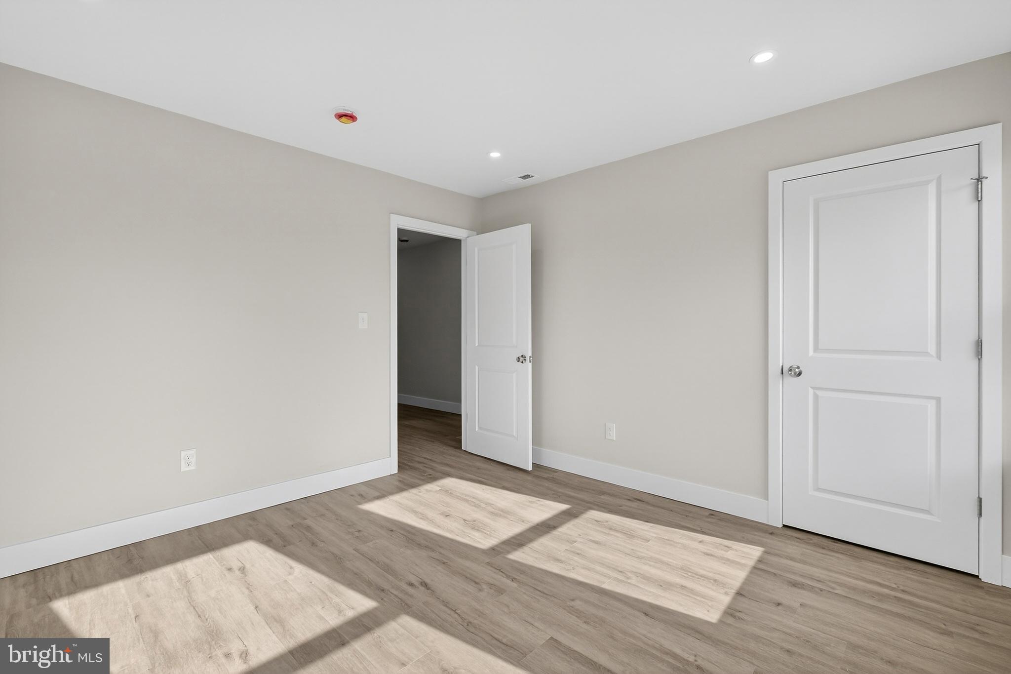 28 New Street Salem, NJ 08079 - Photo 25 of 36