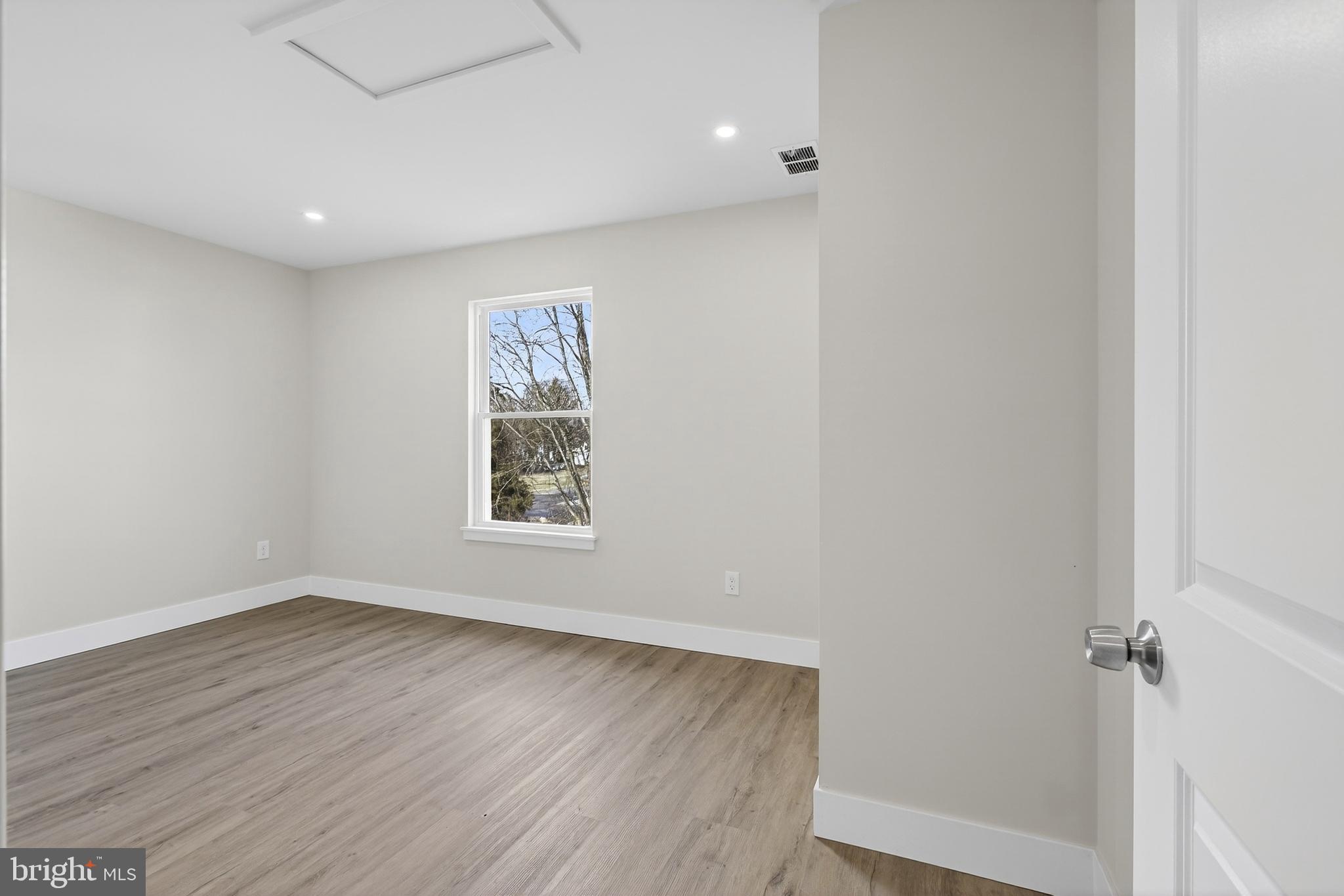 28 New Street Salem, NJ 08079 - Photo 28 of 36