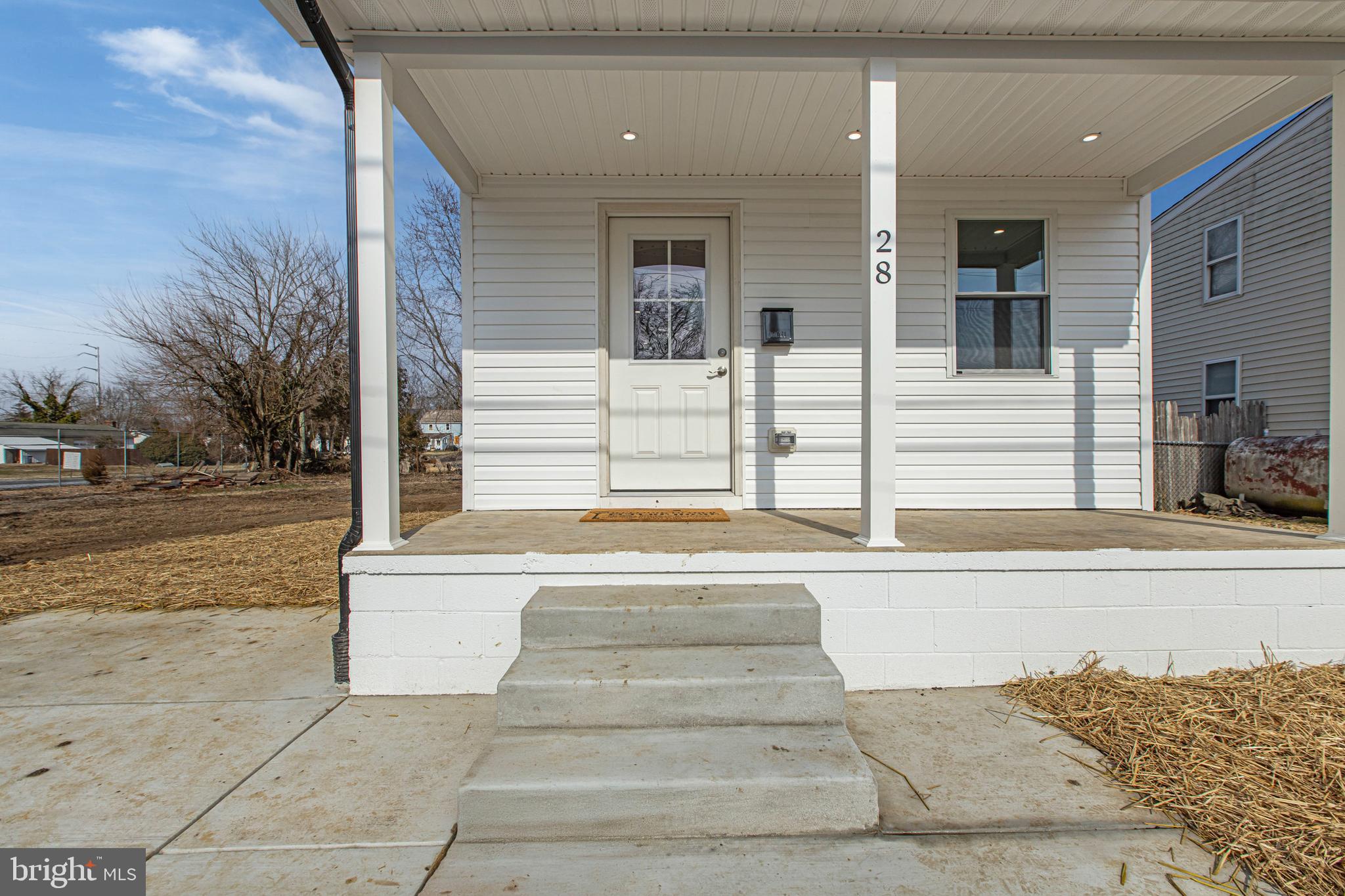 28 New Street Salem, NJ 08079 - Photo 5 of 36