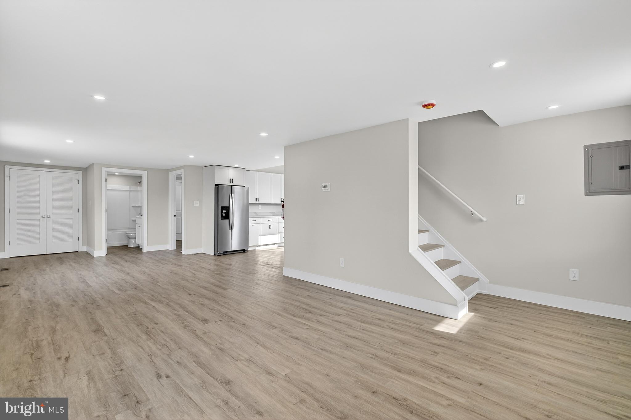 28 New Street Salem, NJ 08079 - Photo 7 of 36