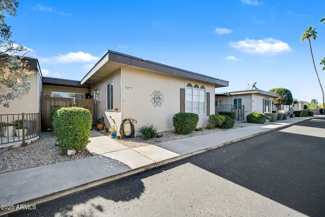 $179,444 | 13709 North 98th Avenue, Unit D, Sun City, AZ 85351