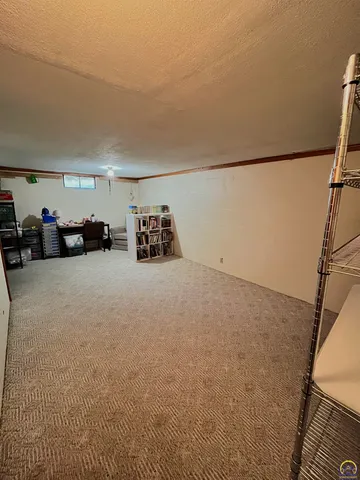 $202,500 | 1344 Prairie Park Lane, Emporia, KS 66801