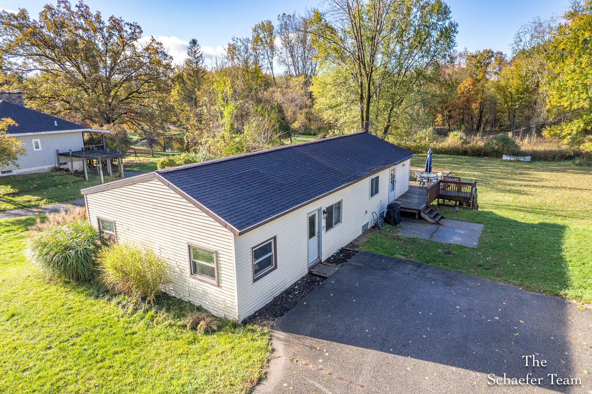 8338 Fulton Street East Ada, MI 49301 - Photo 3 of 39 RHPRE_251023_027