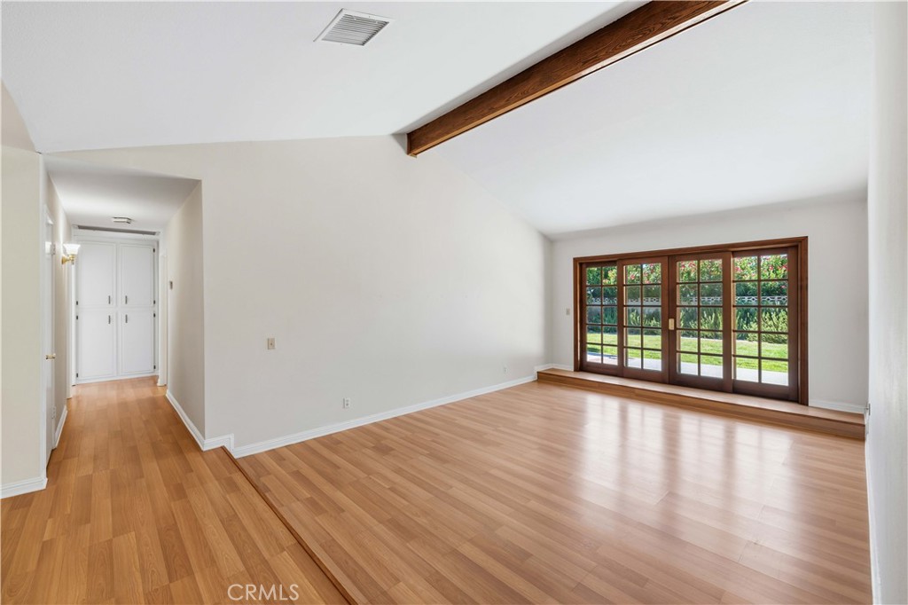 2827 Perfect Lancaster, CA 93536 - Photo 4 of 33