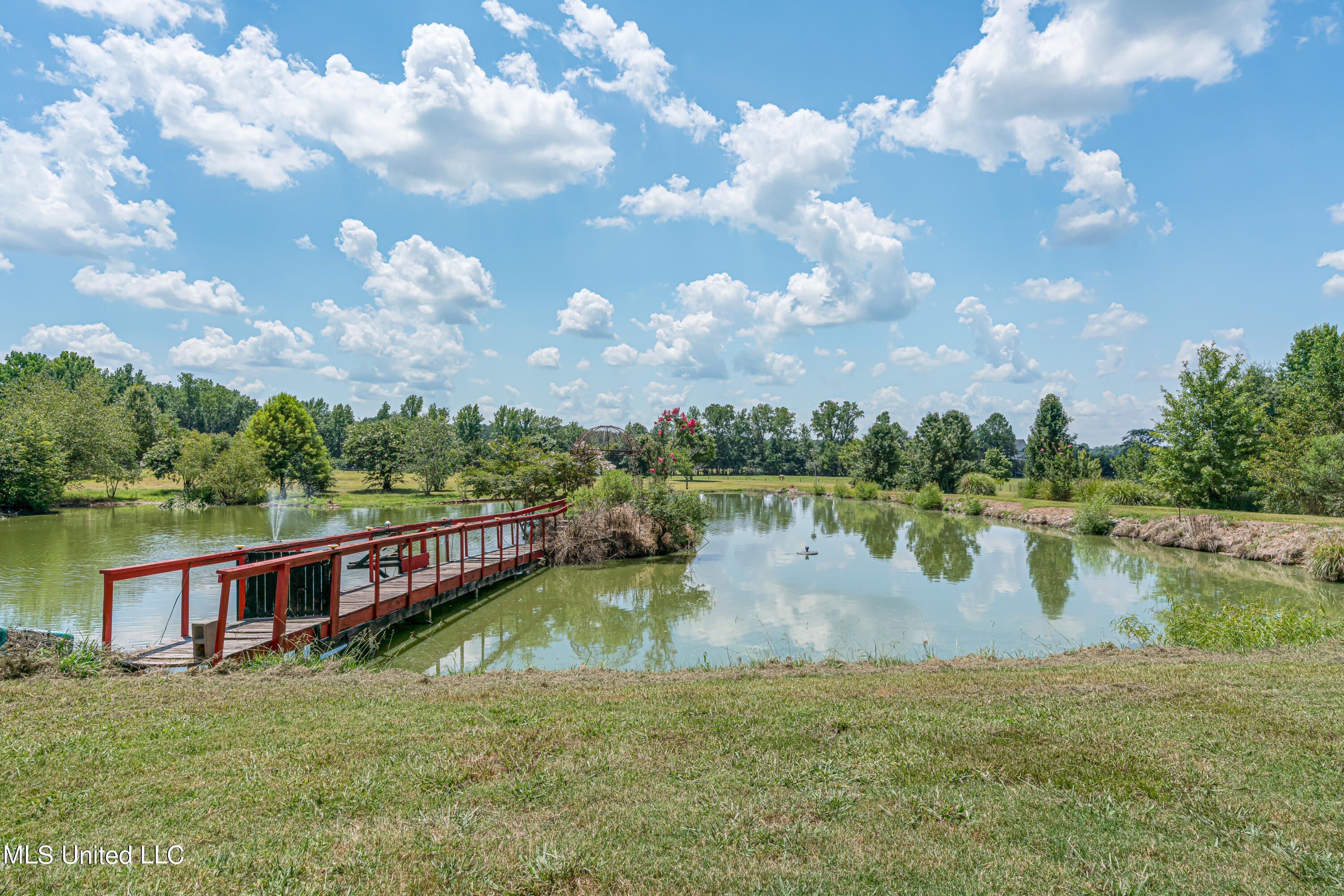 6801 Vaiden Road Hernando, MS 38632 - Photo 44 of 65 stocked pond