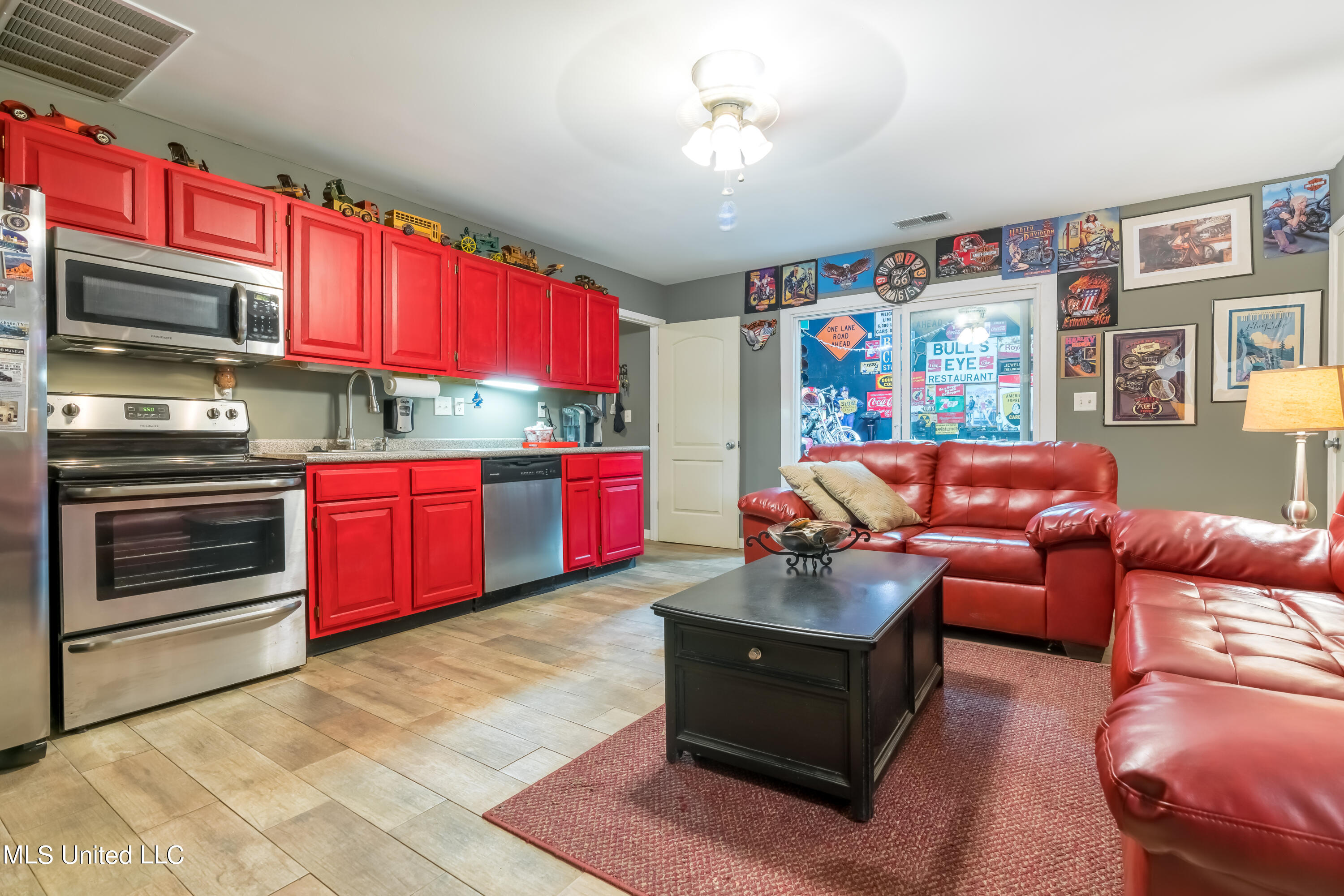 6801 Vaiden Road Hernando, MS 38632 - Photo 54 of 65 toybox apartment