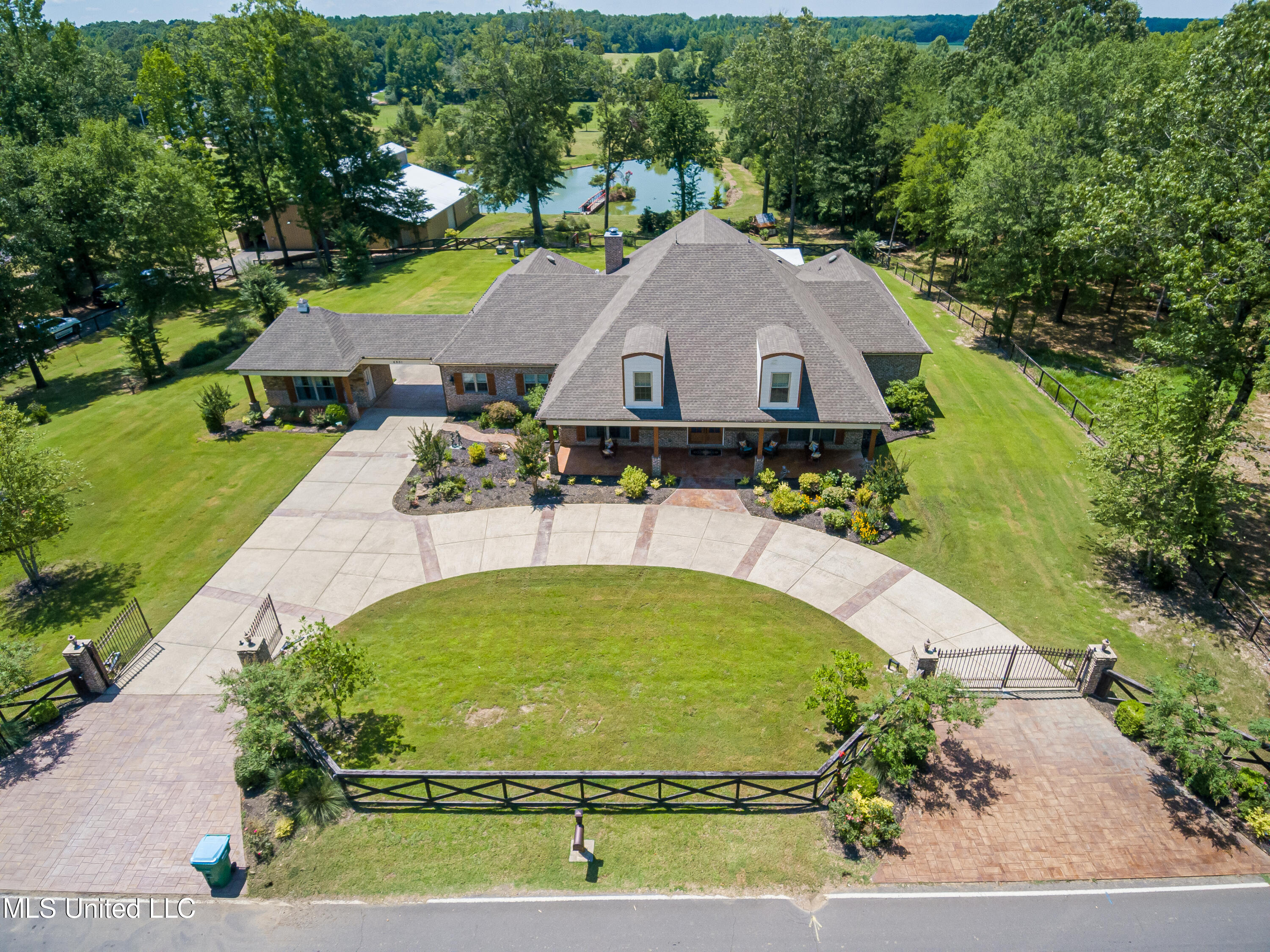 6801 Vaiden Road Hernando, MS 38632 - Photo 60 of 65 top view of front
