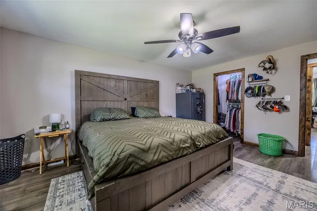 $450,000 | 2962 County Road 496, New Bloomfield, MO 65063