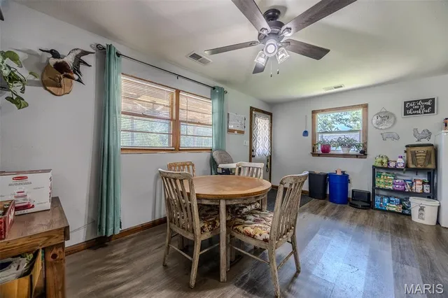 $450,000 | 2962 County Road 496, New Bloomfield, MO 65063