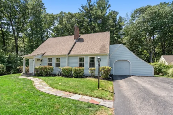 $619,000 | 51 Laurelwood Road, Holden, MA 01520