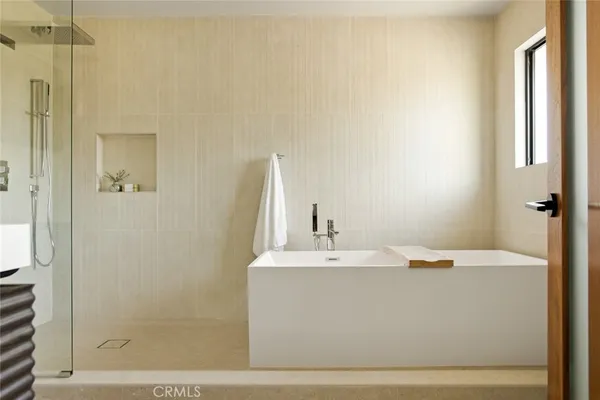 $3,989,000 | 10722 Adams Circle, Villa Park, CA 92861