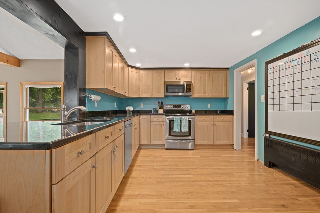 299 Linebrook Road Ipswich, MA 01938 - Photo 4 of 29
