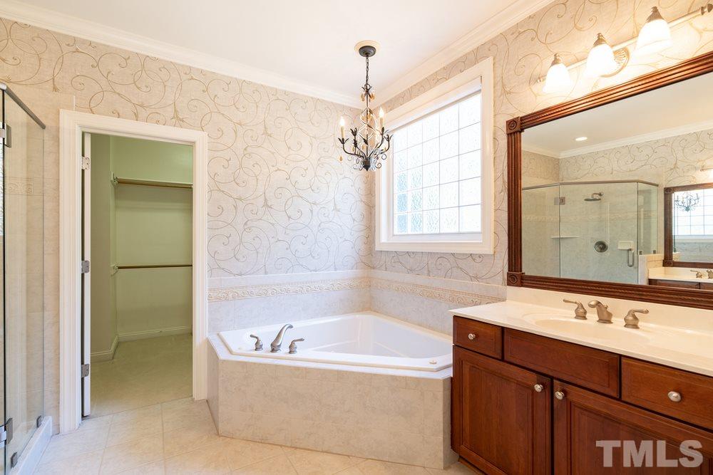 7200 Small Ridge Circle Raleigh, NC 27614 - Photo 17 of 30 Master Bathroom