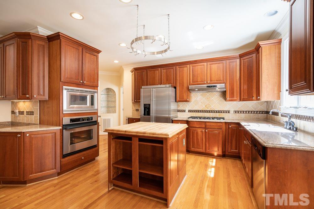 7200 Small Ridge Circle Raleigh, NC 27614 - Photo 9 of 30 Kitchen