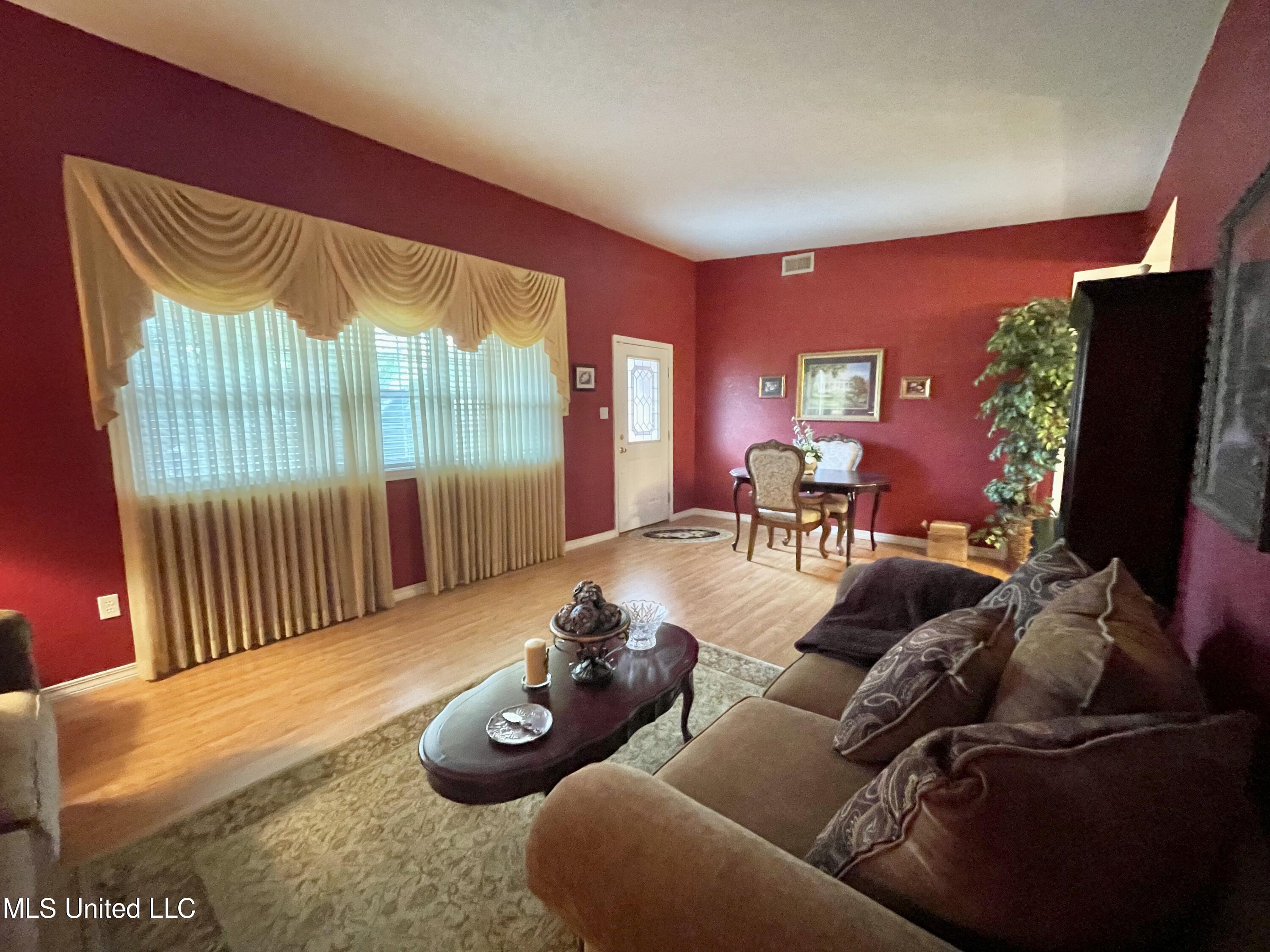 4403 Brodie Road D'Iberville, MS 39540 - Photo 15 of 24 58797F30-25D4-47C8-BF94-52C8EDE652D8
