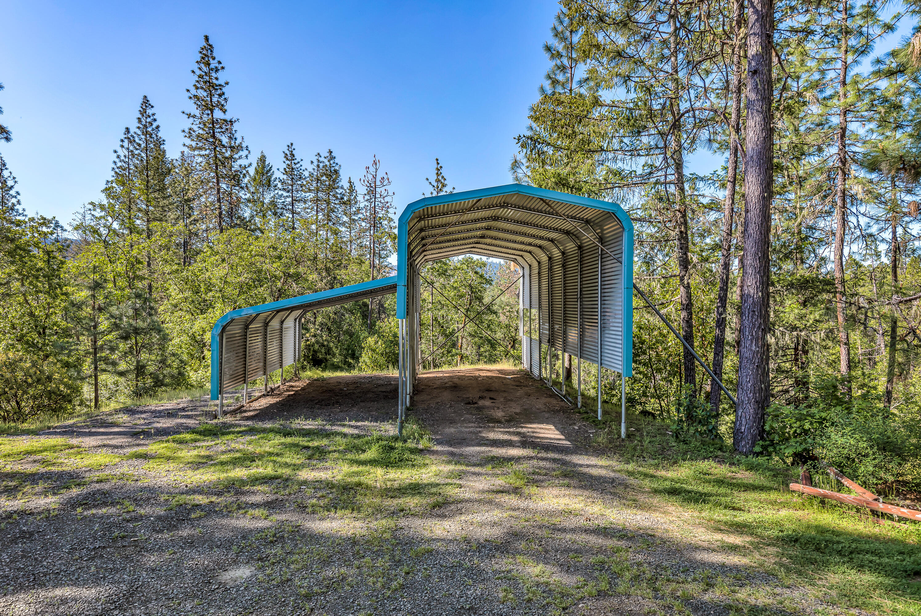 1306 Lewis Road Prospect, OR 97536 - Photo 30 of 66 9R9A9602