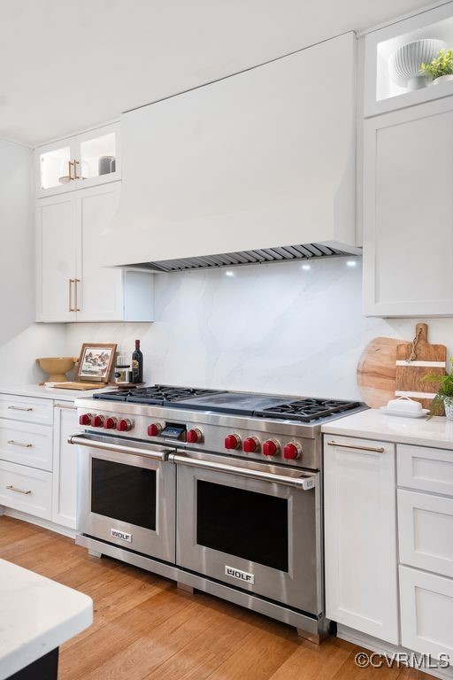 9600 Woodpecker Road Chesterfield, VA 23838 - Photo 6 of 33 a stove top oven sitting inside of a kitchen